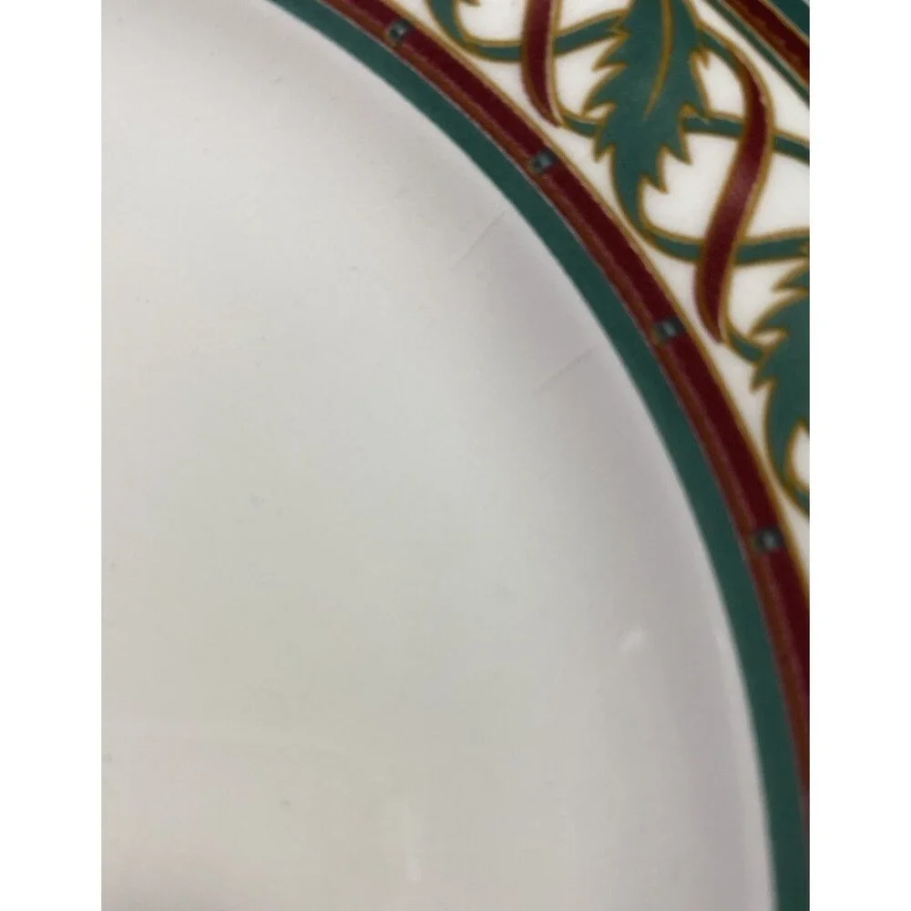 Set of 2 Pier 1 Christmas Dinner Plates 10.5